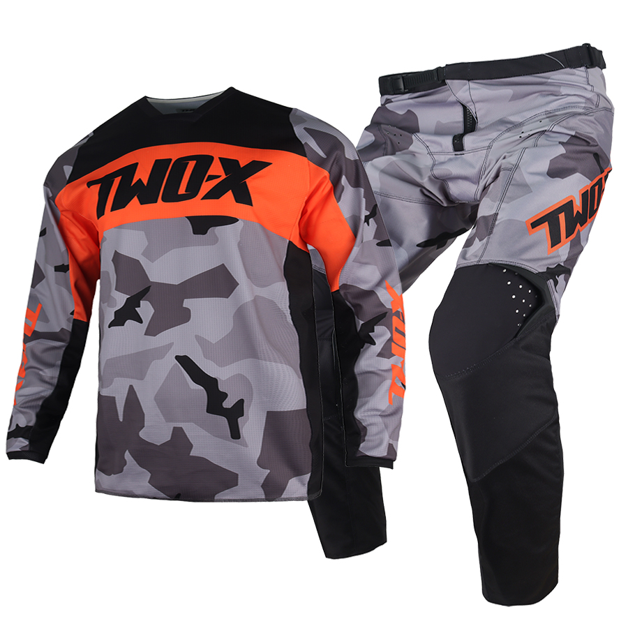 Motorcycle Gear Sale - طقم ملابس جديد للدراجات النارية من