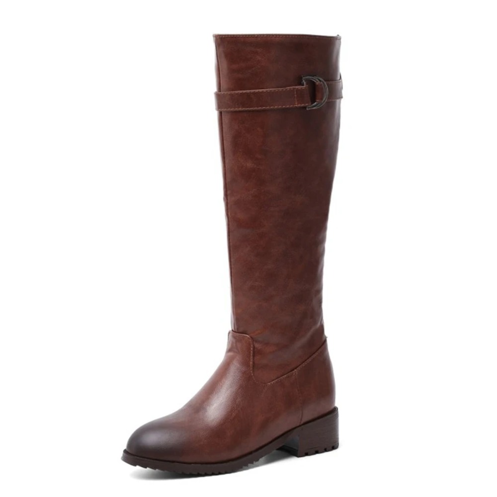 Riding Boot Short - حذاء برقبة للركبة النساء أشار تو
