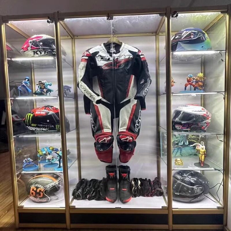 دراجة نارية خوذة رف شاشة الدرا - مراجعة Motorcycle Gear Display Rack وسعره