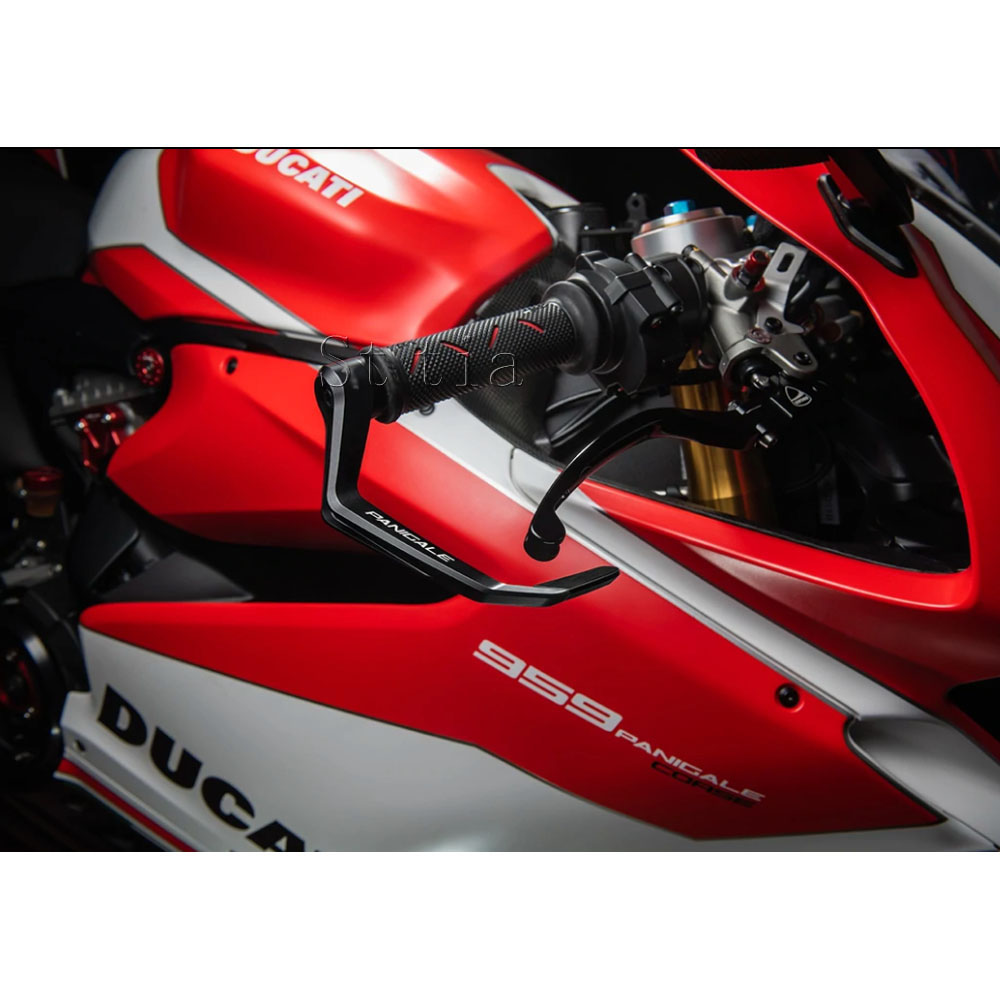جديد ل دوكاتي ستريت فايتر V2 V - مراجعة Motorcycle Gear And Accessories وسعره